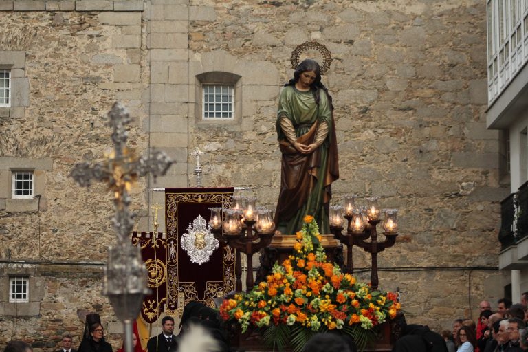 José Veiga: “A Semana Santa de Viveiro ten figuras articuladas do século XV que non se conservan noutros lugares de España”
