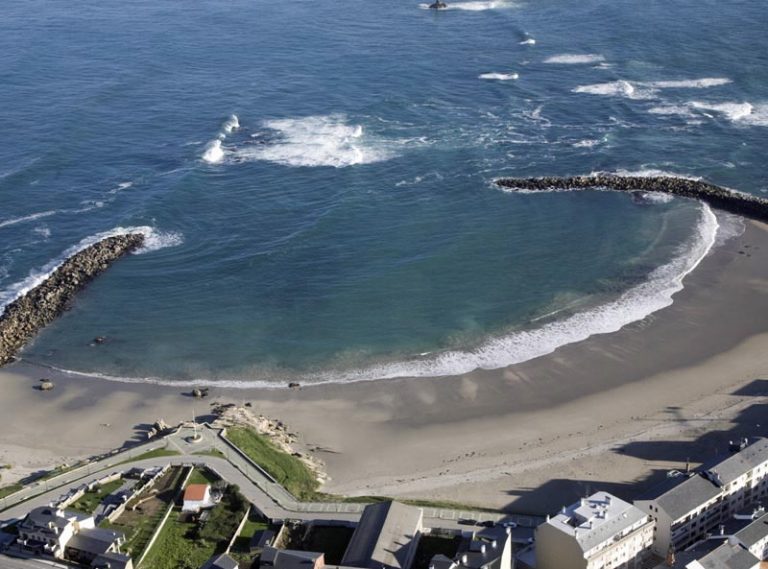 Costas levará adiante obras para acceder á Praia do Portelo en Burela
