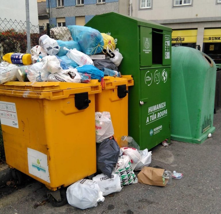 PP e PSOE critican a acumulación de lixo “lamentable” en Ribadeo