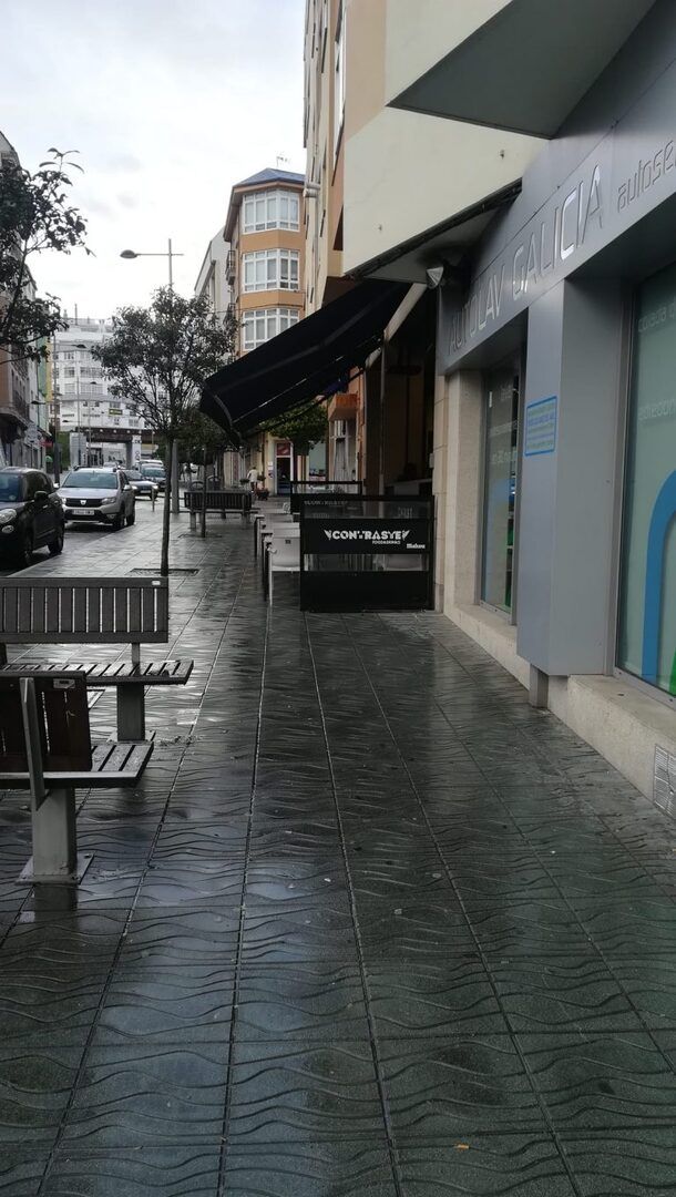 O PP de Burela ve “trato de favor” en “tardar ano e medio” en negar o Concello unha licencia de terraza