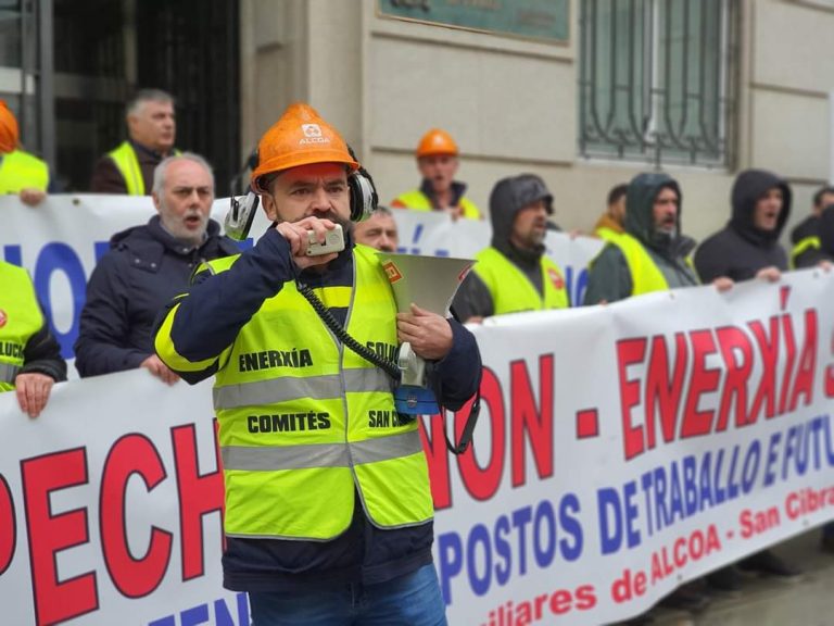 O comité de Alcoa espera sumar obreiros doutras electrointensivas galegas en Lugo