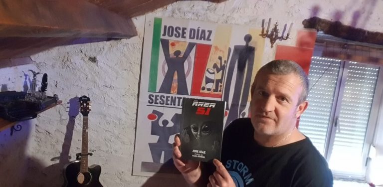 José Díaz presenta este venres en Facebook o seu novo libro, ‘Área 51’