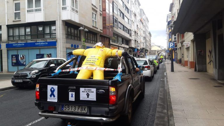 Unha caravana de 16 quilómetros toma Lugo para “que as cubas non se paren”