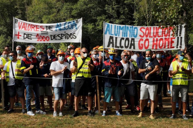 O xoves retomaranse as consultas do ERE; cita con Alcoa, sindicatos, Administracións e Liberty esta tarde