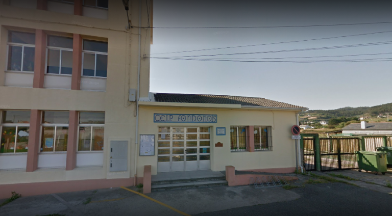 Foz pon en marcha as obras nos aparcadoiros de Nois e Costa do Castro con financiación da Deputación de Lugo