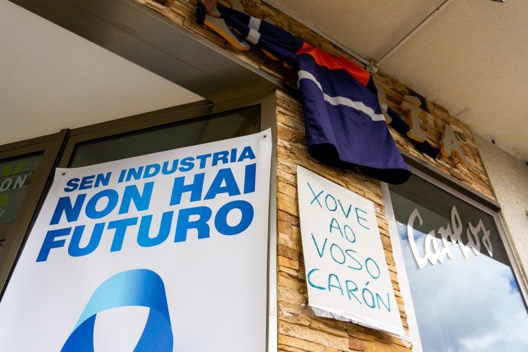 A Federación Galega de Comercio vaticina “un caos” para os negocios da Mariña se pecha a fábrica