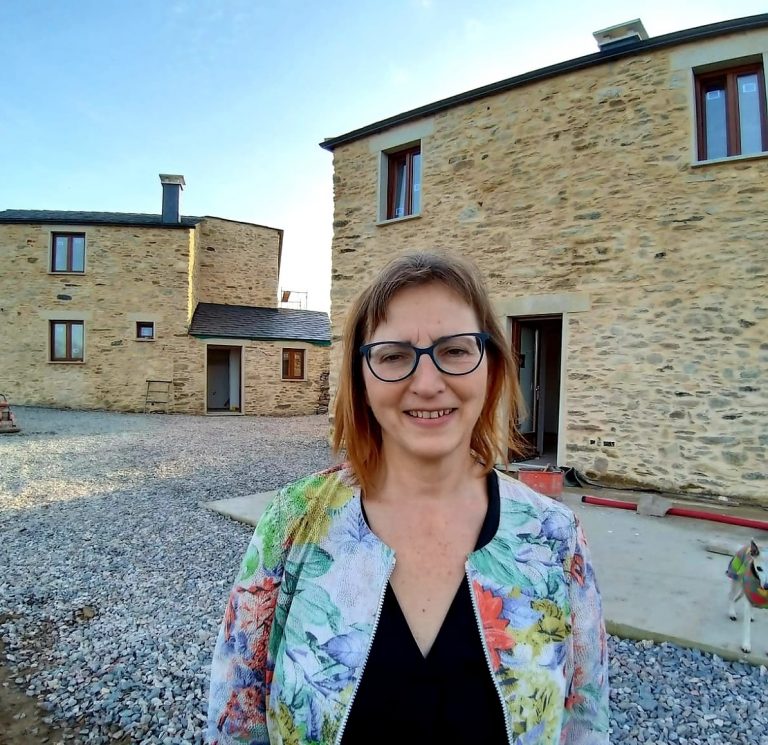 Casas abandonadas hai máis de 30 anos en Ourol renacerán como aldea de turismo rural