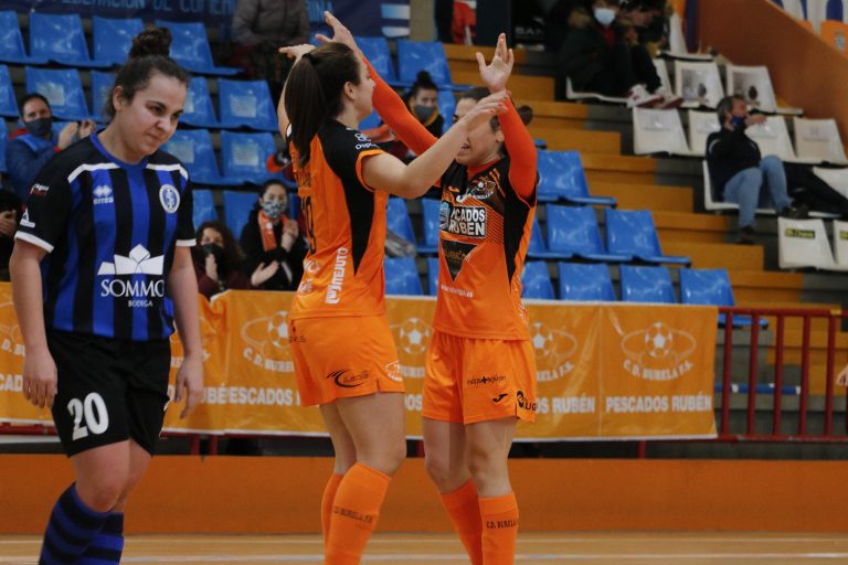 Aprazado o Intersala-Burela FSF tras un positivo e o illamento de varias xogadoras do cadro laranxa