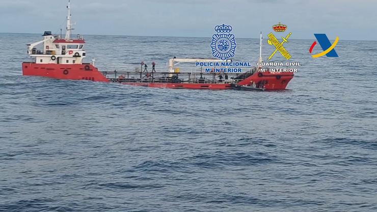 Intervidas dúas toneladas de cocaína fronte á costa da Mariña