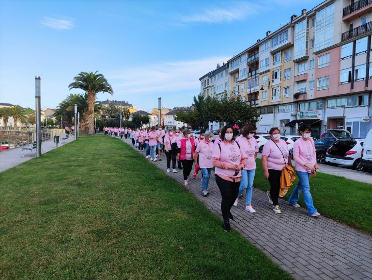 O Concello de Cervo agradece a participación na andaina polo Día Internacional contra o Cancro de Mama