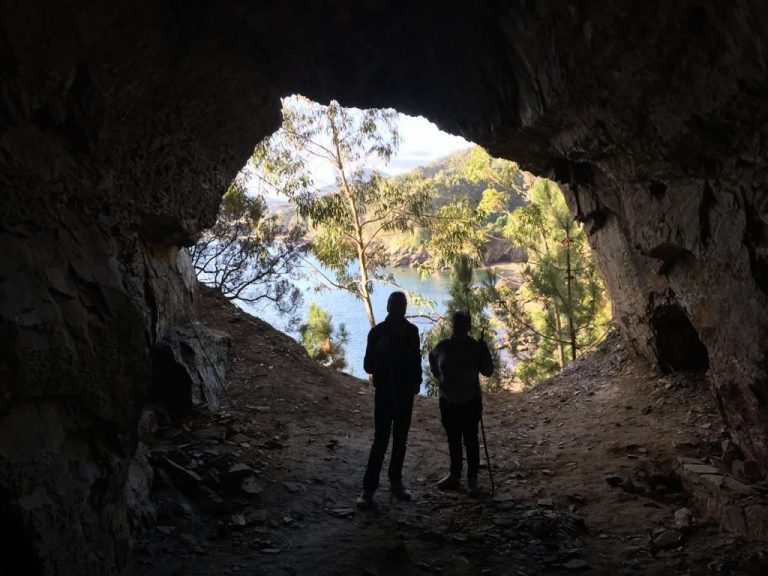 O Concello de Viveiro apoia os traballos de arqueoloxía na Cova de San Xoan Vello