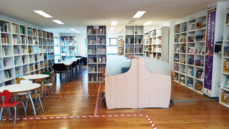 Alfoz continúa coas reformas na biblioteca municipal para darlle máis capacidade