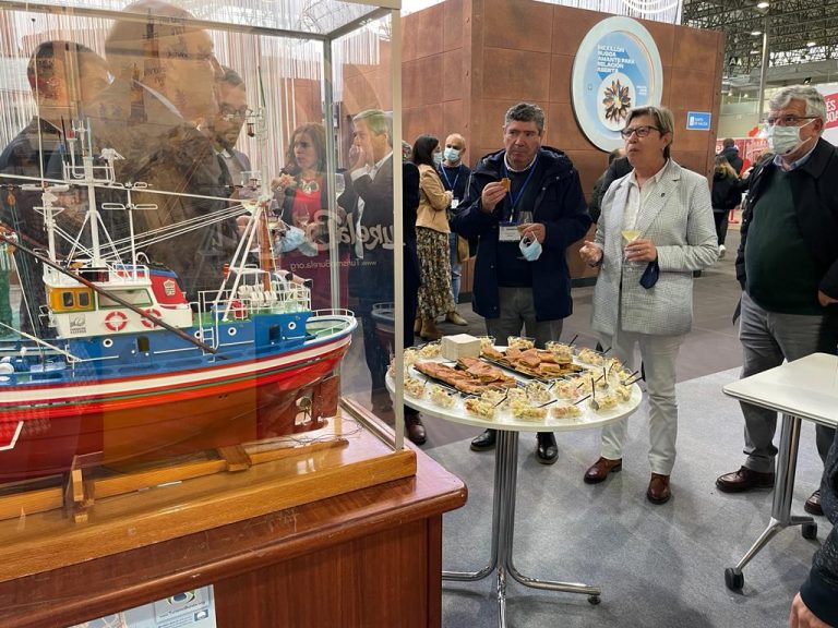 Ourense rédese ao bonito e a pescada de Burela no Xantar 2021