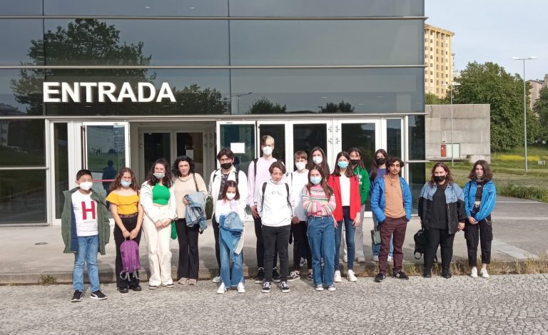 Alumnado do Conservatorio de Viveiro asistiu ao Concurso Internacional de Piano en Ferrol coa colaboración do Concello