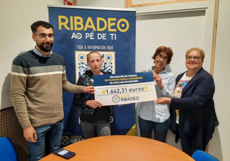 ACISA Ribadeo entregou máis de 1.600 euros á familia ucrania que chegou hai unhas semanas á vila