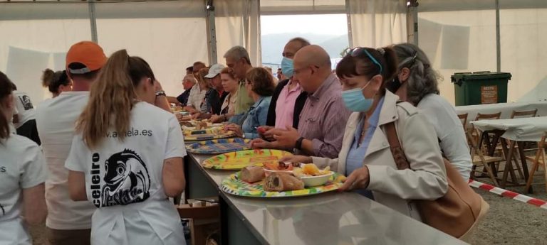 Viveiro fai un balance moi positivo da Festa da Merluza de Celeiro con máis de 2.000 racións repartidas