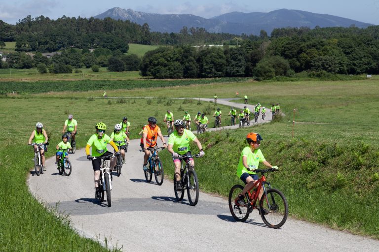 I Edición do Día da Bicicleta no Valadouro con máis de 50 participantes