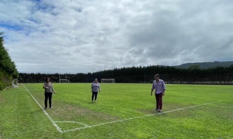 Ribadeo estreará un renovado campo de fútbol a final de ano