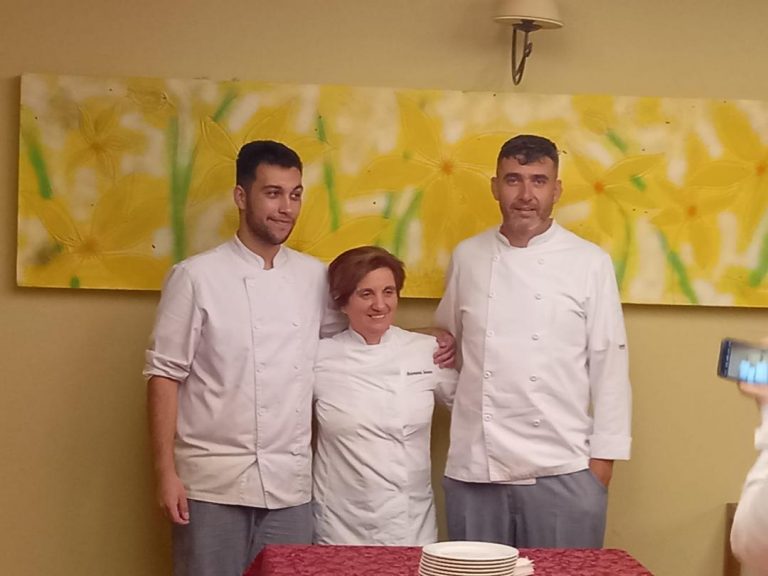 Dous alumnos do IES de Foz regresan das súas prácticas de cociña en Italia