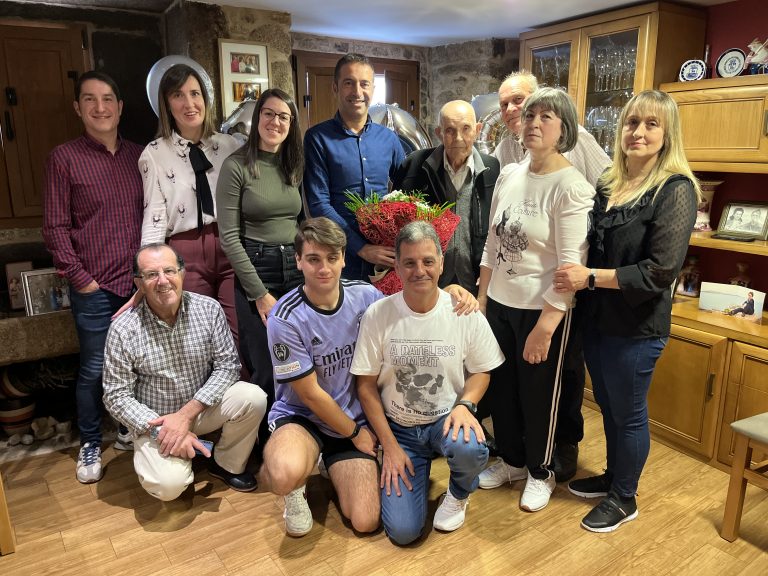 Cervo celebra os 105 anos do “avó” do concello