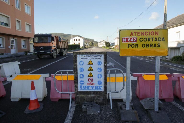 O PP acusa a Miñones de ter a comarca da Mariña “dirixida por un semáforo”