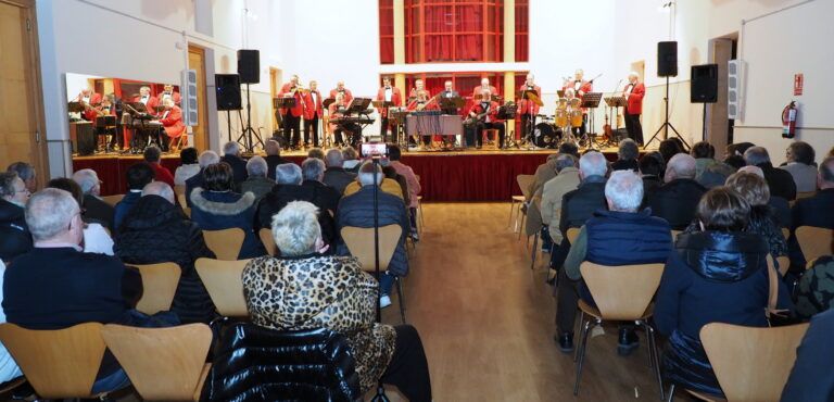 Xove acollerá o concerto de “Acordeonistas da Mariña” para este martes día 3 de xaneiro