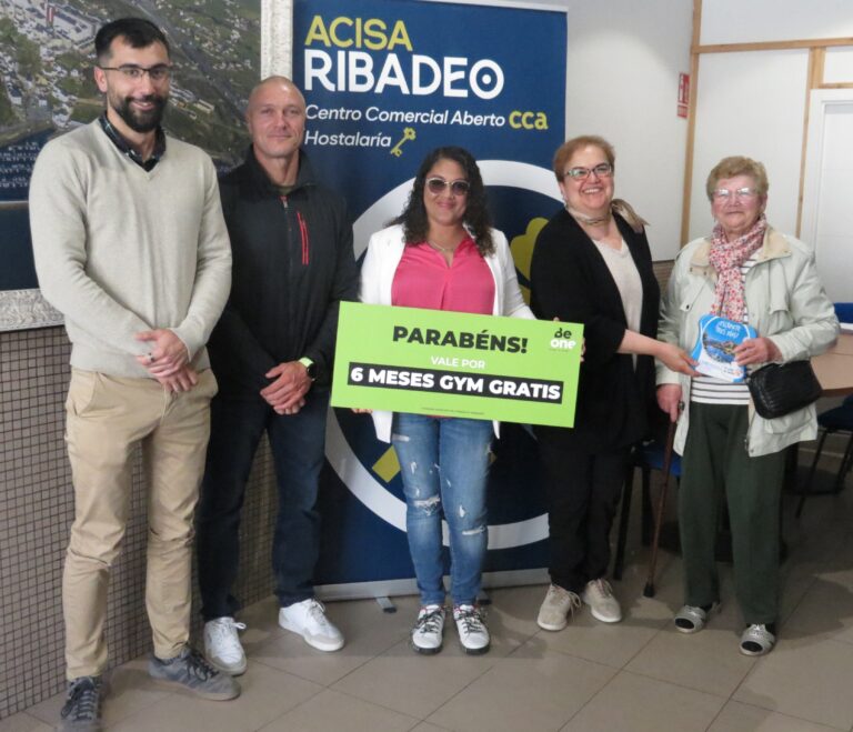 ACISA Ribadeo entrega os premios ás gañadoras da Campaña do Día da Nai